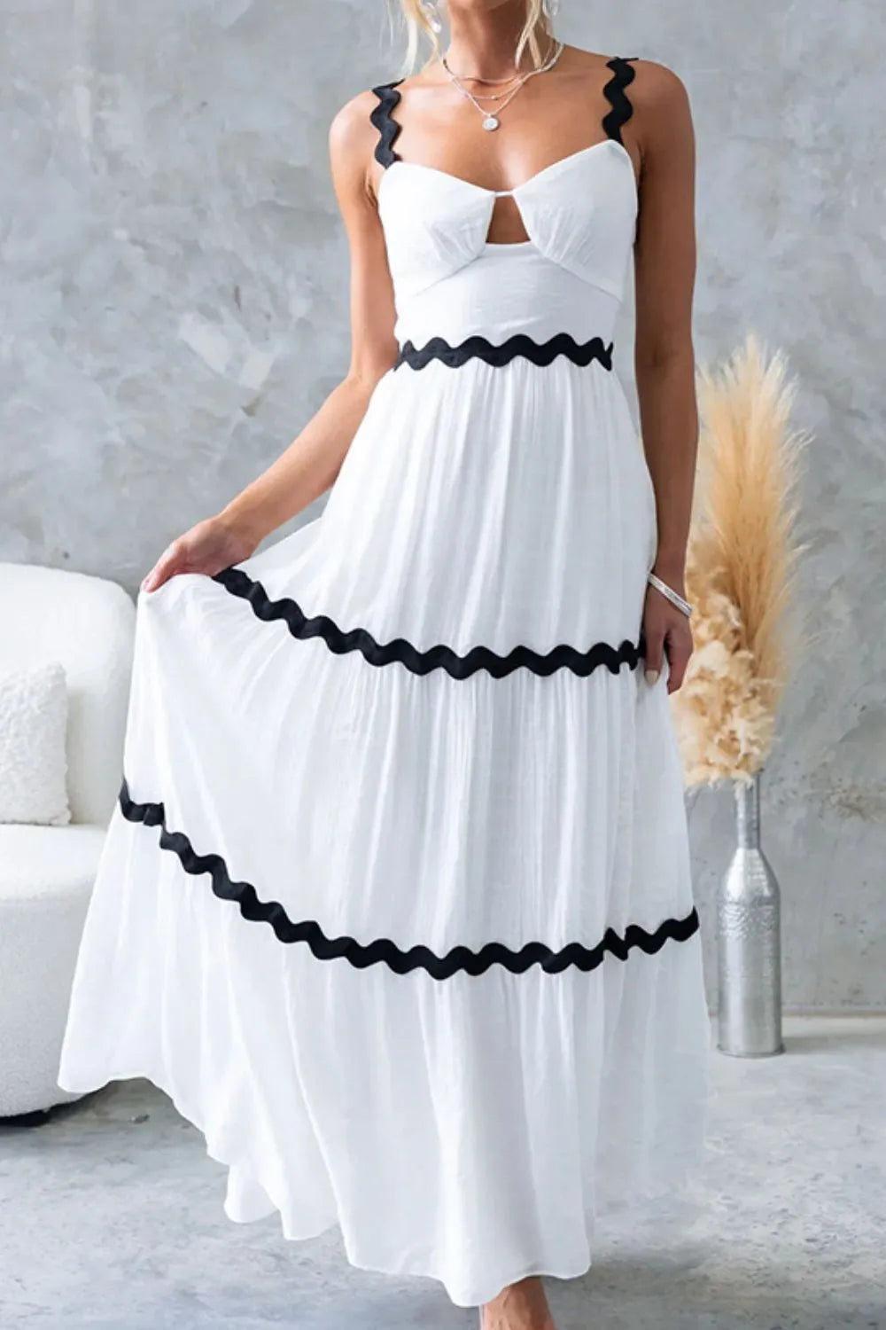 DRESSES
